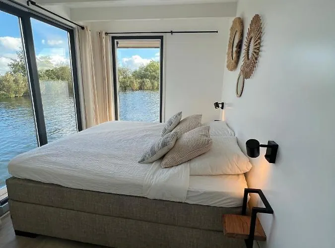 Surla Houseboat Aqua Zen Kagerplassen With Tender * Kaag