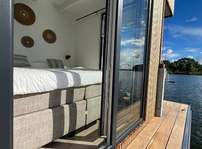 Tekne Surla Houseboat 